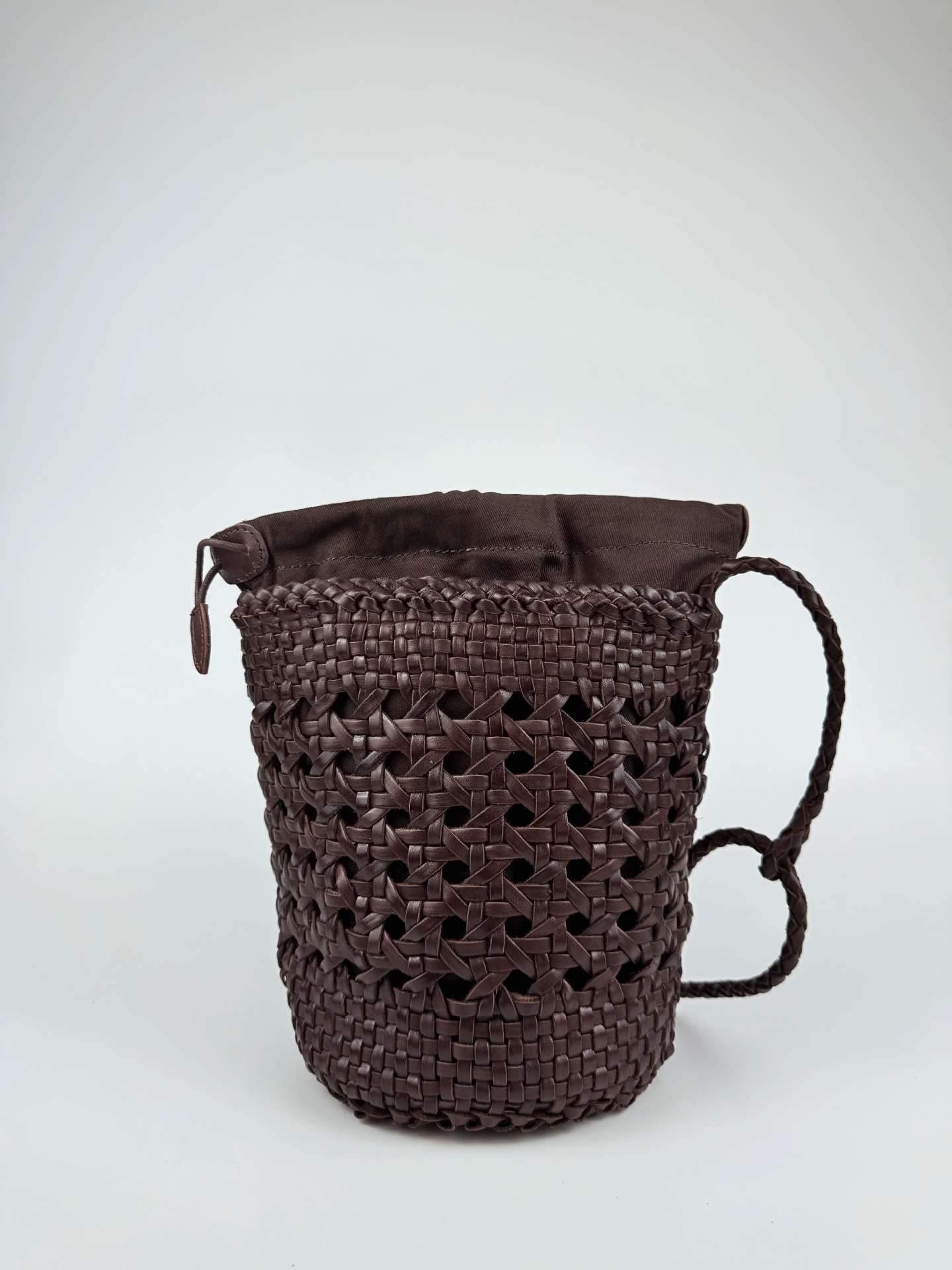 French Woven Vegetable Basket Layer Cowhide Bucket Bag