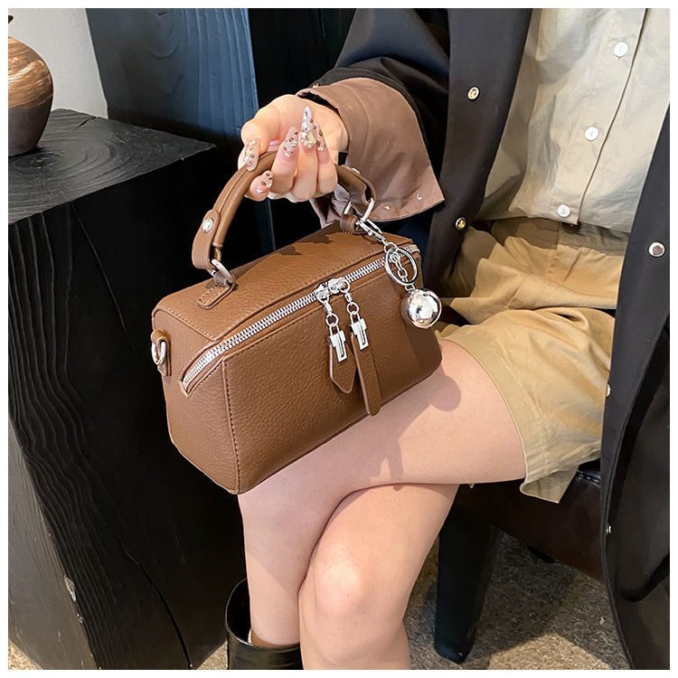 Women's Stylish Good Texture Retro Simple Boston Underarm Bag