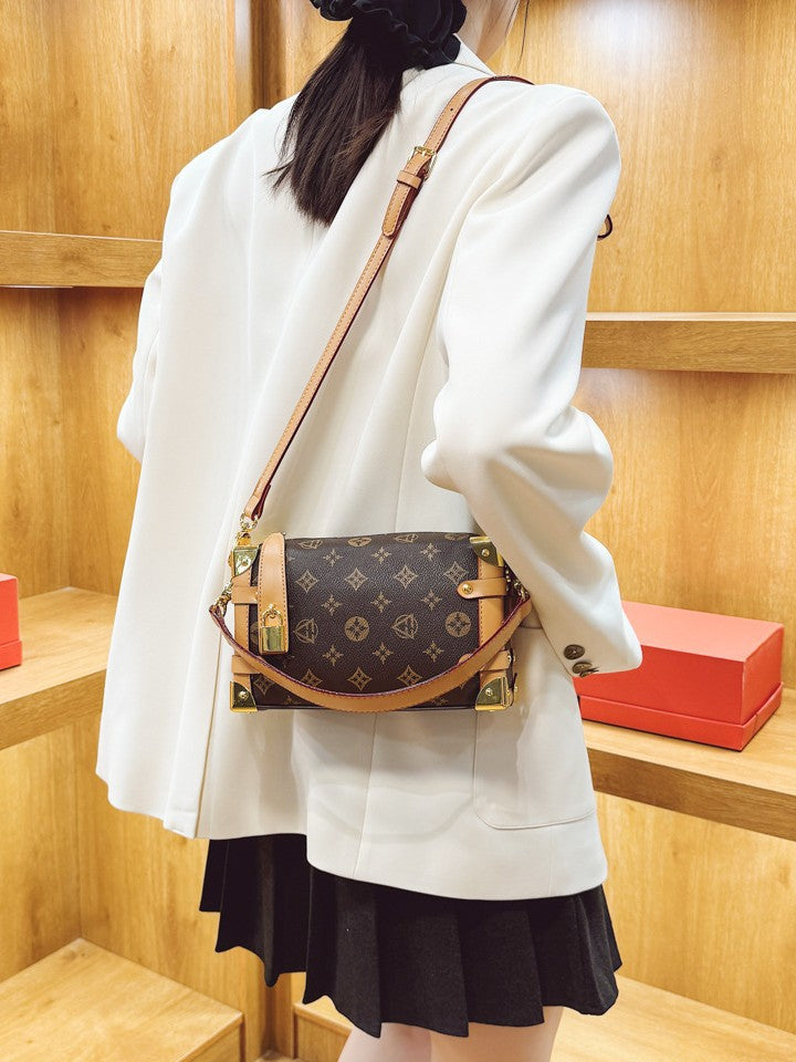 Women's Light Luxury Minority Design Box Fashion Bags