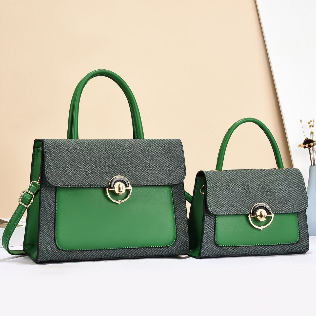 Women's Fashionable Trend Western Style High-grade Large Capacity Light Luxury Women's Messenger Bag