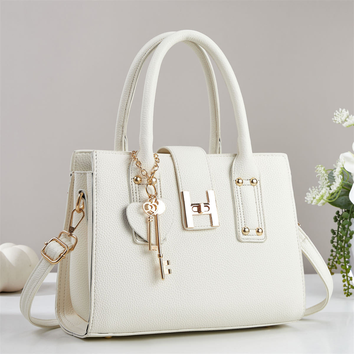 Women's Korean Fashionable Trendy Light Luxury Bags