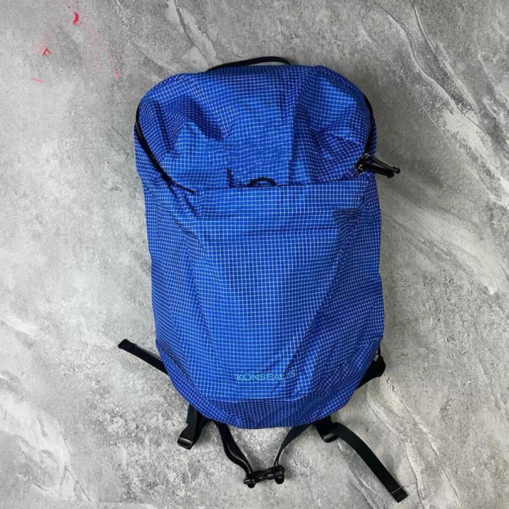 Women's & Men's Plaid Large Capacity Waterproof Business Lightweight Backpacks