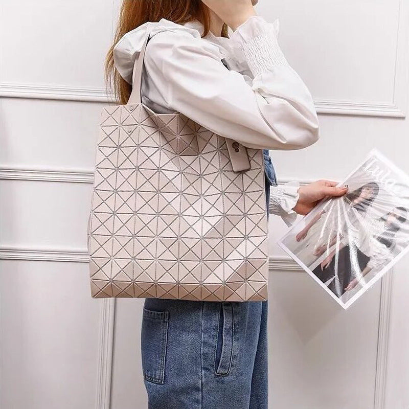 Women's Diamond Pattern Fashion Portable Large Capacity Women's Shoulder Bag