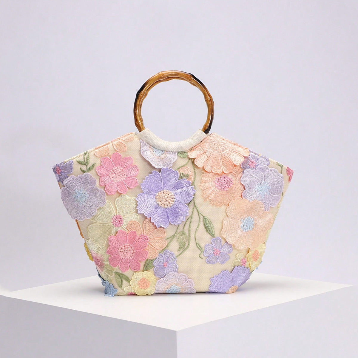 Women's Seaside Vacation Style Embroidered Three-dimensional Applique Sequined Flower Bamboo Tote Bag