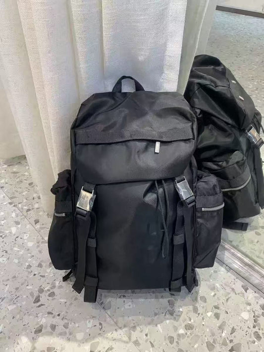 Durable Women's & Men's Waterproof Drawstring Leisure Backpack