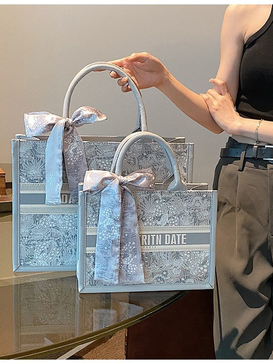 Capacity Embroidered Female Texture Niche Commuter Tote Bag