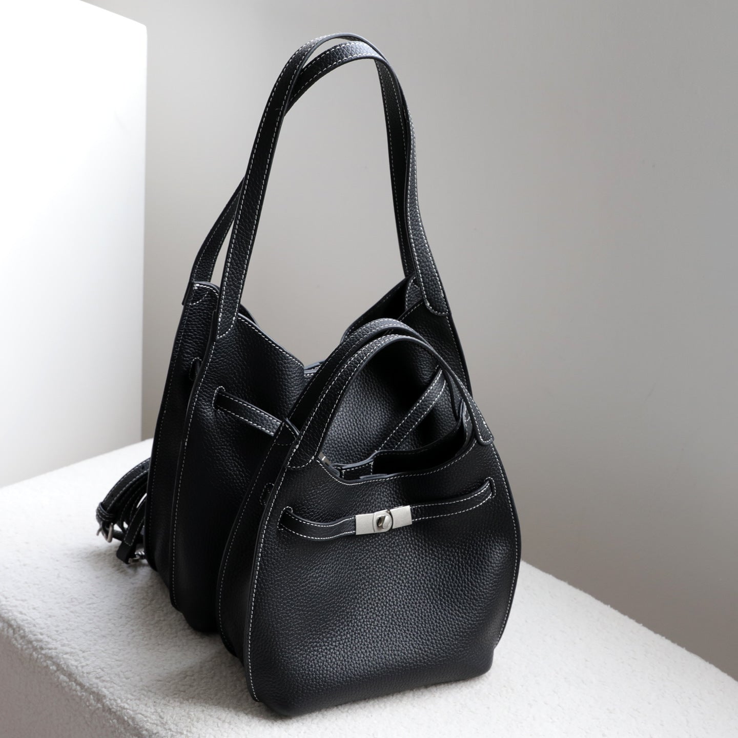 Layer Cowhide Large Capacity Totes High-grade Style Underarm Women's Shoulder Bag