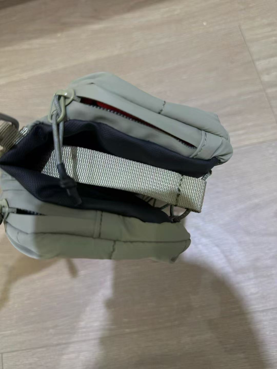 Women's & Men's Water Bottle Kettle Portable Repellent Shoulder Bags