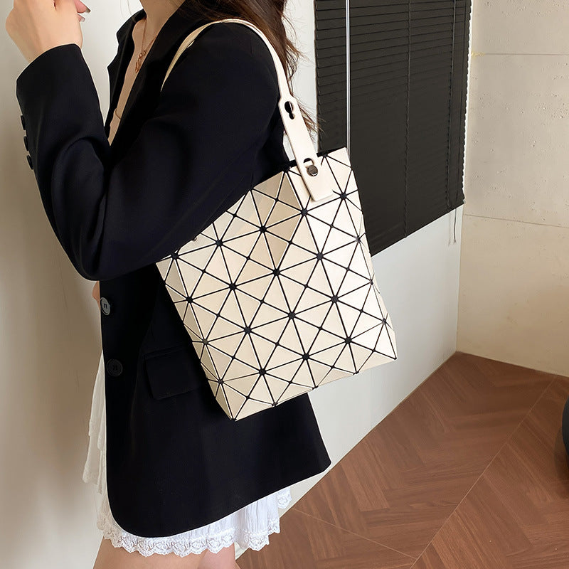Box Mini Portable Good-looking Geometric Rhombus Underarm Bag