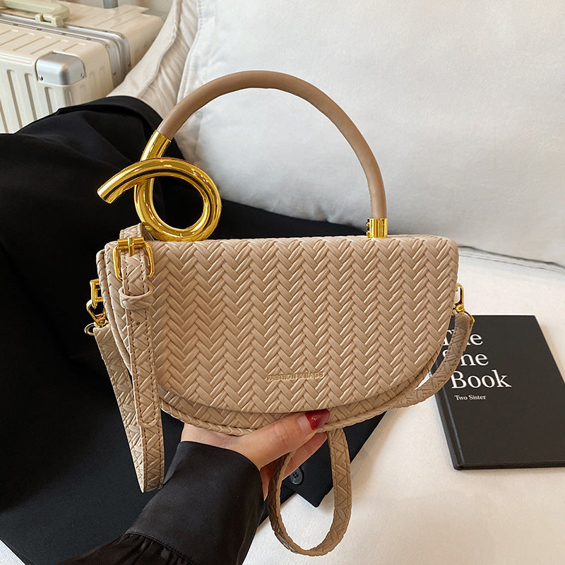 Women's Fashionable Saddle Light Luxury High-grade Niche Personality Portable Women's Messenger Bag
