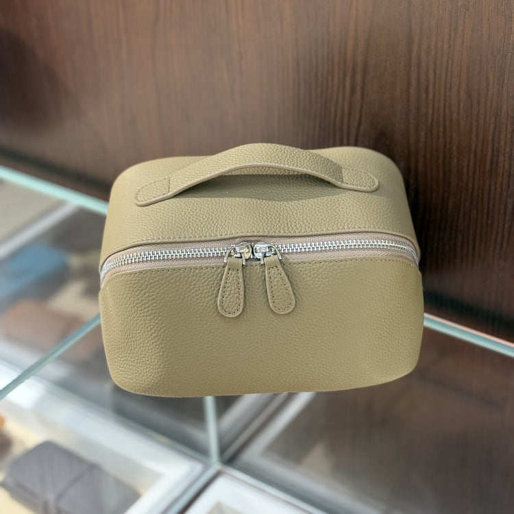 High-grade First Layer Cowhide Genuine Leather Practical Wash Portable Large Bags