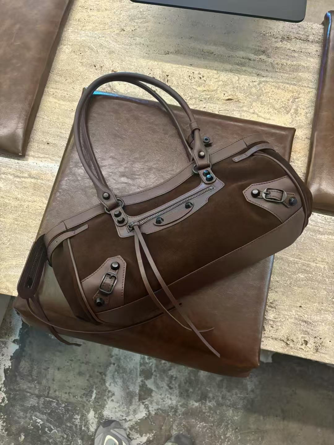 Paris High Version Horizontal Motorcycle Retro Underarm Bag