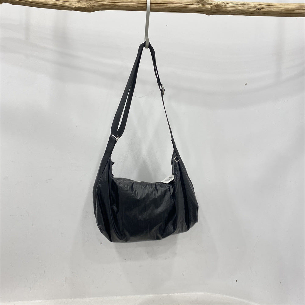 Women's Retro Textured Elegant Lightweight Satin Western Style Niche Soft Women's Shoulder Bag