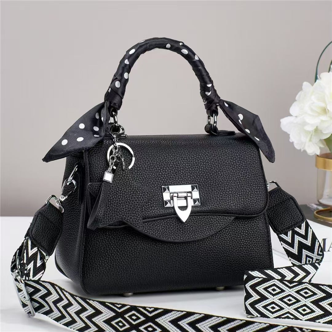 Women's Korean Fashion Large Capacity Elegant Commuter Women's Handbag