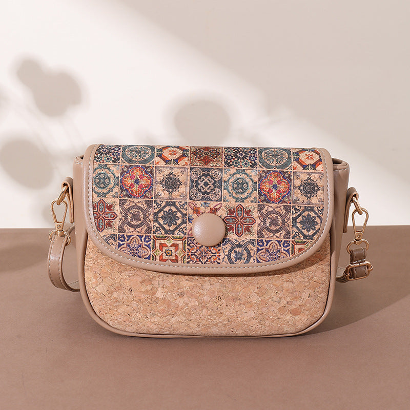 Women's Ethnic Style Pattern Cork Bark Wooden Lining Outer Simple Lightweight Women's Messenger Bag
