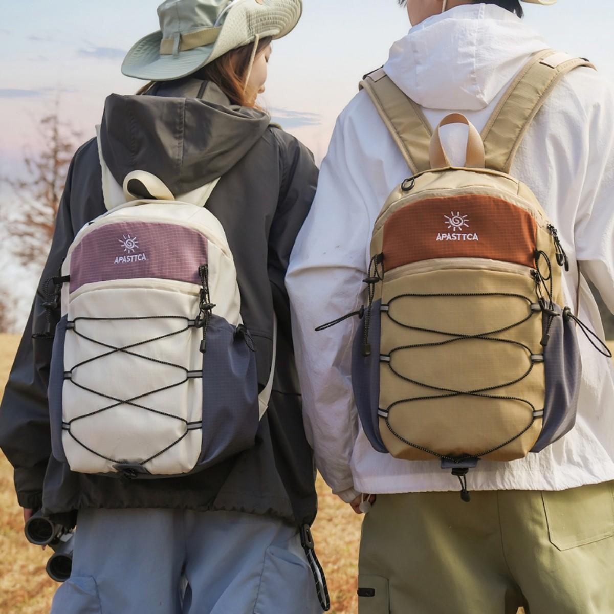 Soft Feeling Color Collision Design Hiking Backpacks