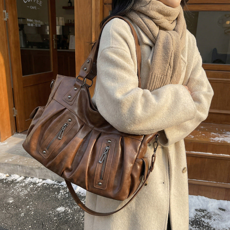 Women's Commuter Large Capacity Niche Design High-grade Light Women's Messenger Bag