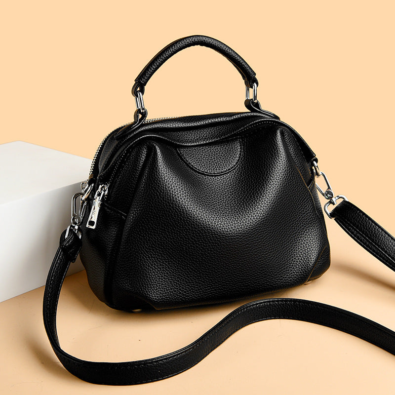 Women's Autumn Retro Commuter Large Capacity Fashion Bags