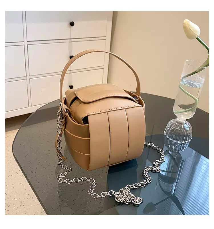 Women's Female Contrast Color Personality Commuter Simple Woven Women's Messenger Bag
