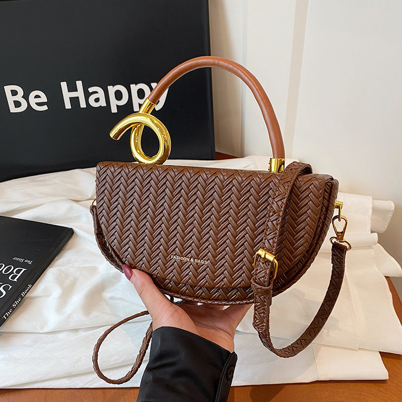 Women's Fashionable Saddle Light Luxury High-grade Niche Personality Portable Women's Messenger Bag
