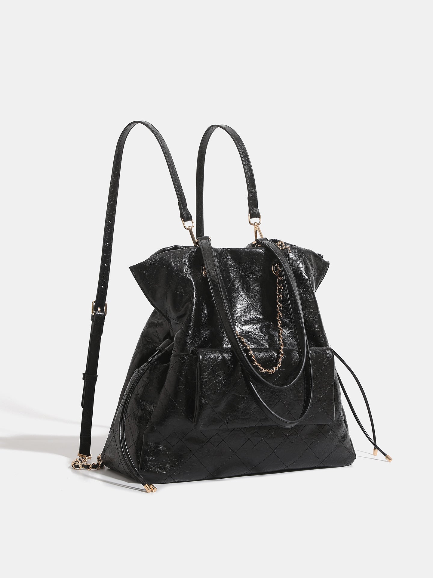 Women's Style Oil Wax Leather Diamond Chain Large Capacity Commuter Women's Backpack