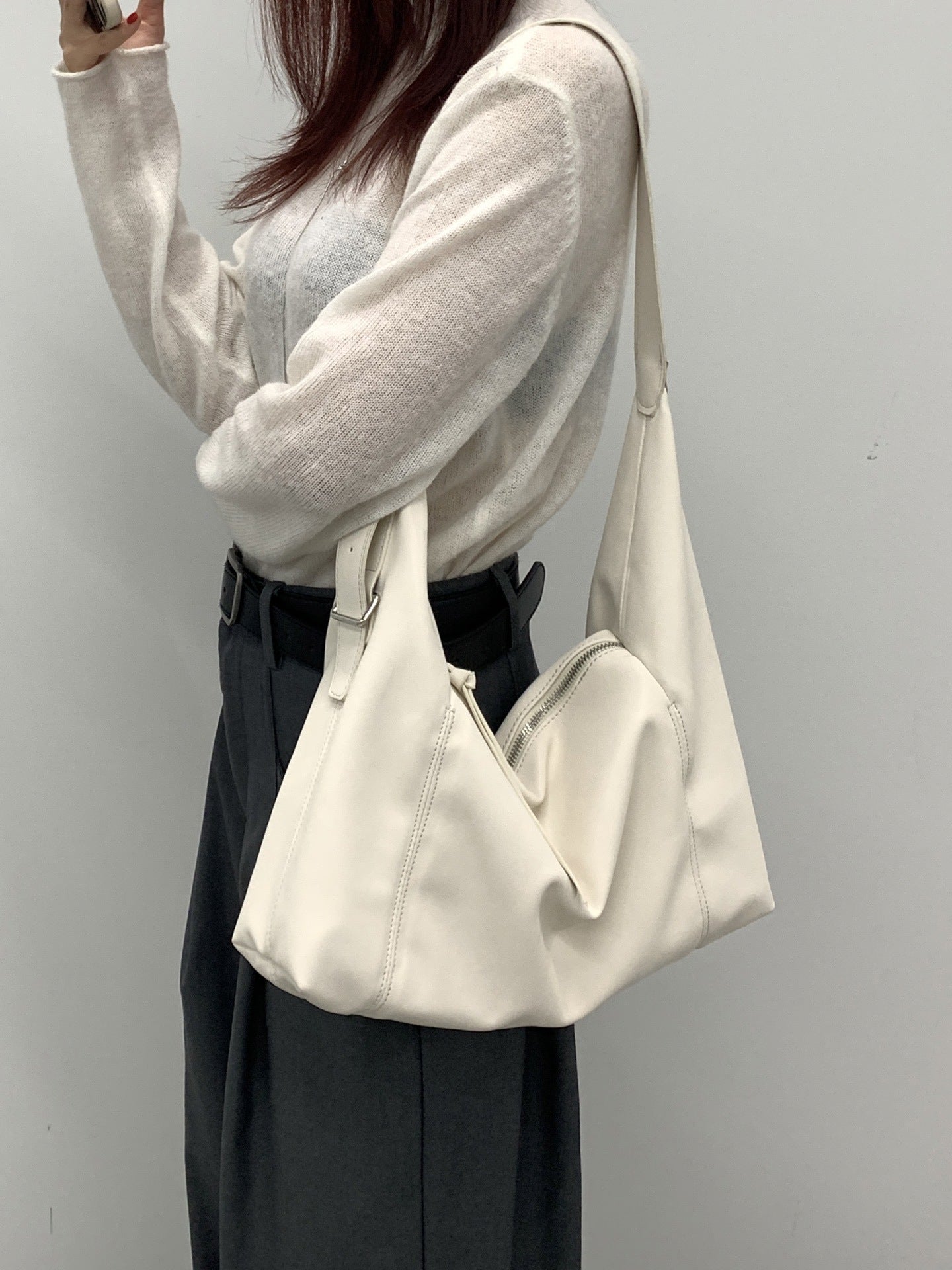 Classy Ge Female Soft Leather Commuter Women's Messenger Bag