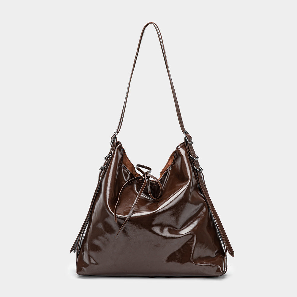 Women's Z Spring Trendy Series Decoration Large Capacity Bucket Bags