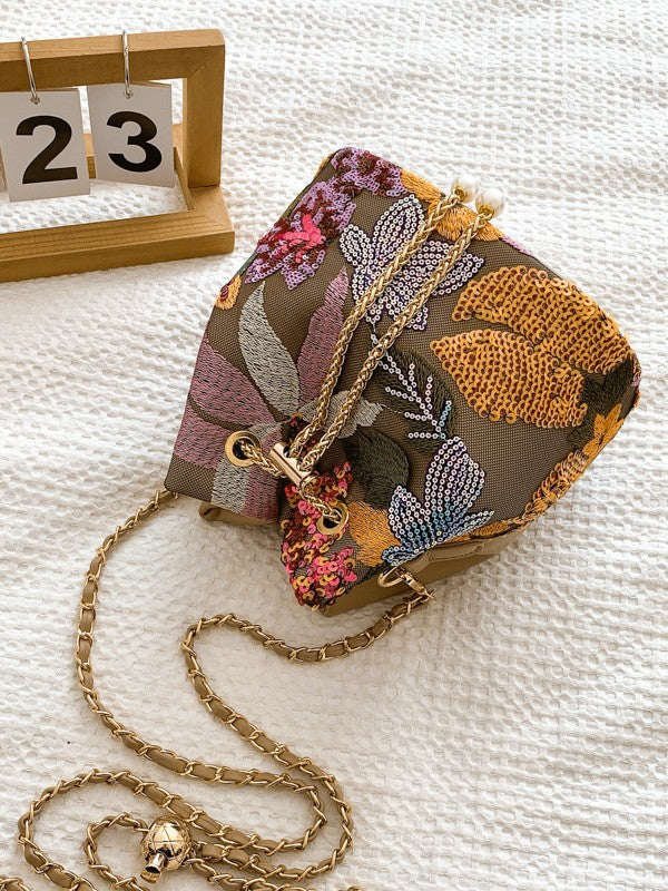 Women's Sequin Contrast Color Mesh Embroidery Stitching Trendy Bags