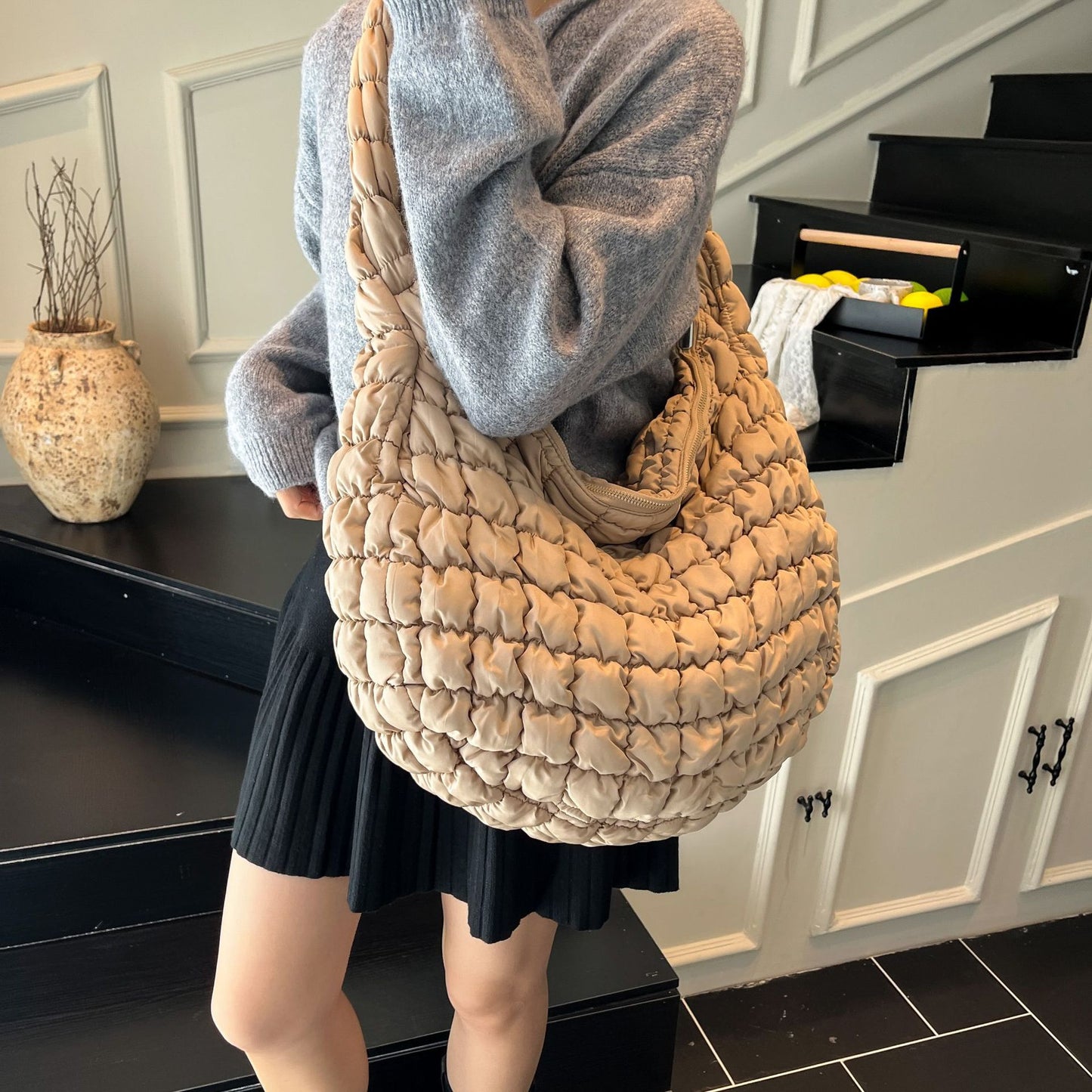 Korean Pleated Cloud Bubble Large Capacity Tote Bag