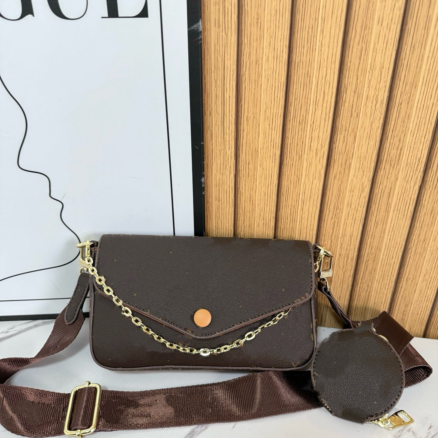 Women's Retro Minority Wide Strap Pillow Versatile Women's Messenger Bag