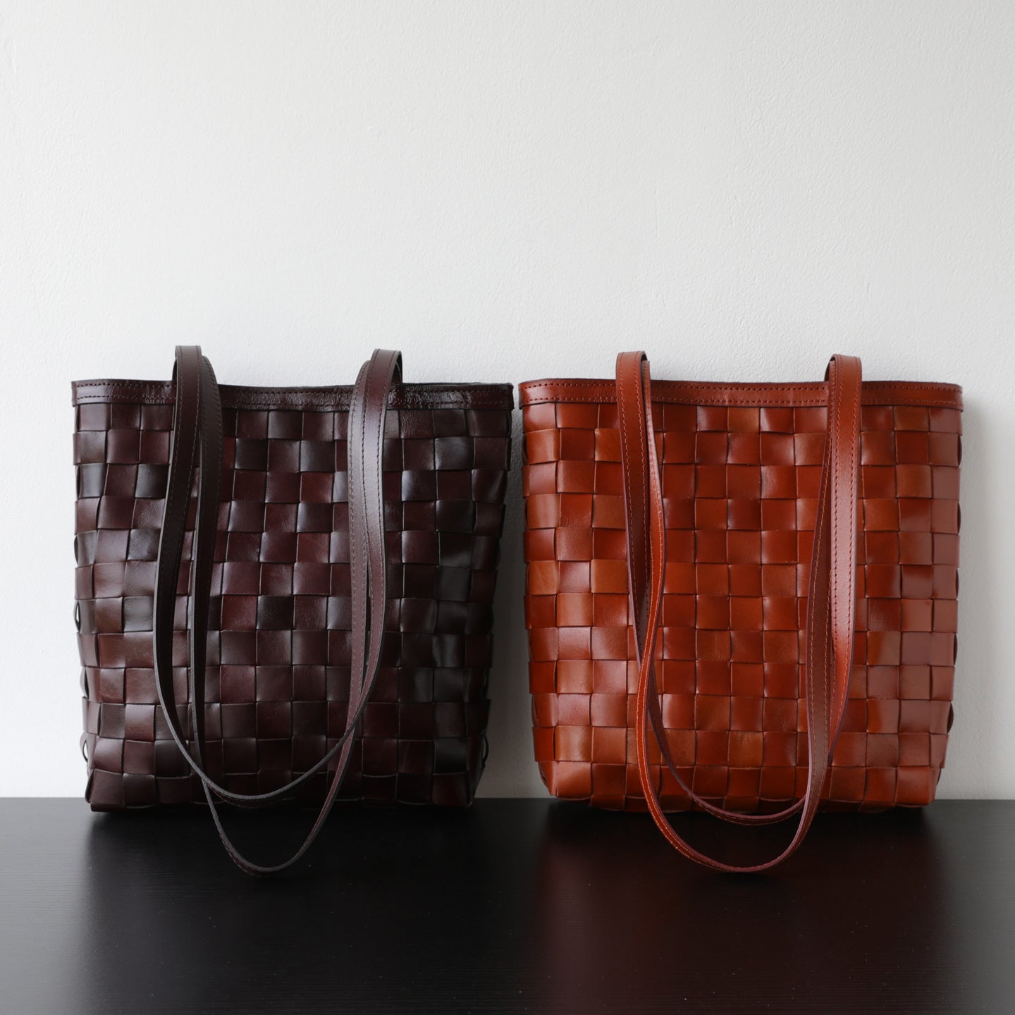 Handmade Retro First Layer Oil Wax Cowhide Woven Women's Shoulder Bag