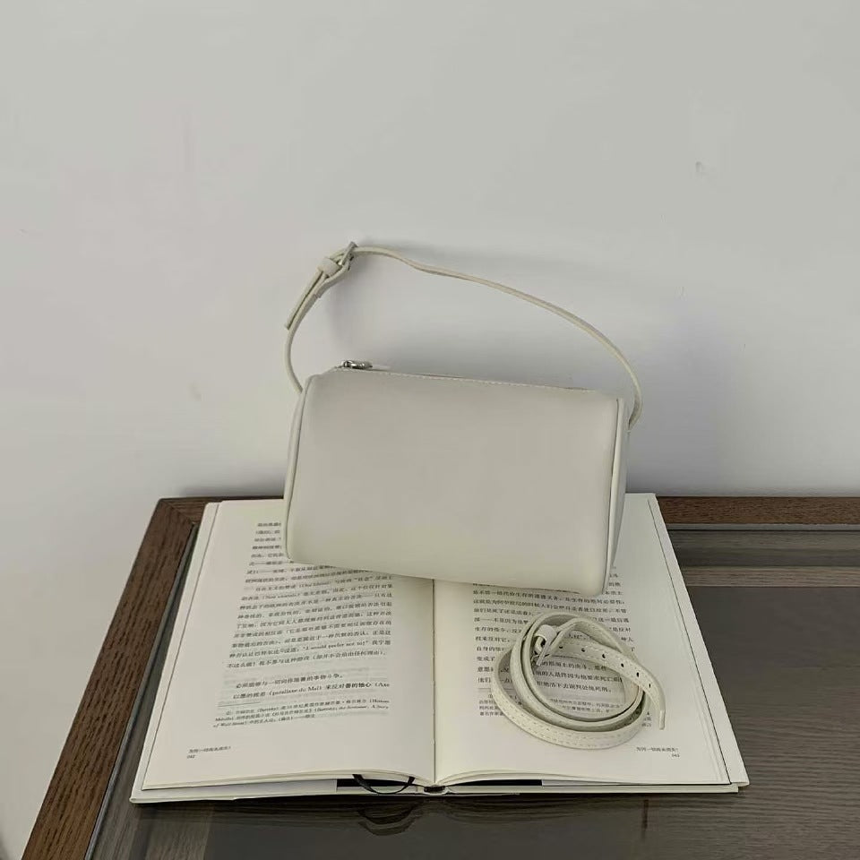 Top Layer Cowhide Mini Portable Pen Quality Suede Underarm Bags