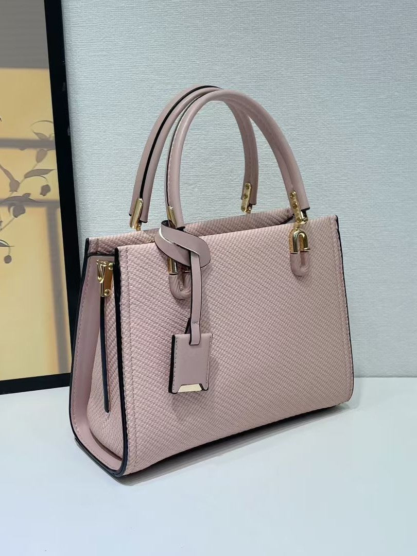 Women's Ornaments Commuter Urban Simple Large Capacity Women's Handbag