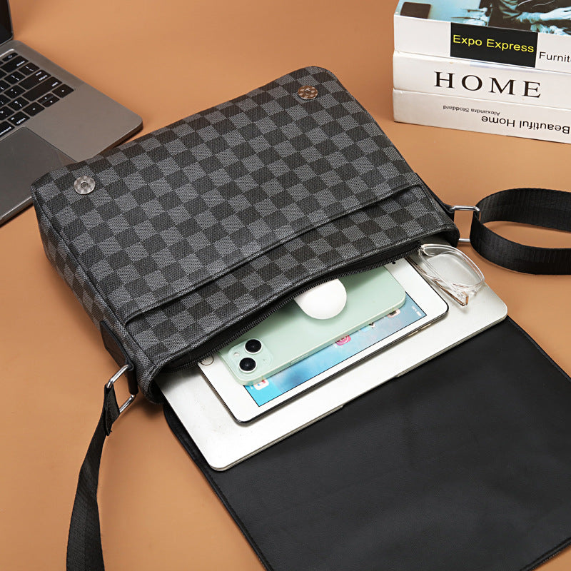 Men's Checkered Flap Horizontal Business Large Capacity Backpacks