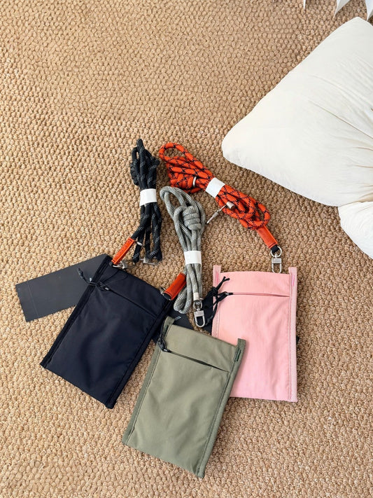 Durable Nylon Waterproof Lightweight Portable Leisure Men's Messenger Bag