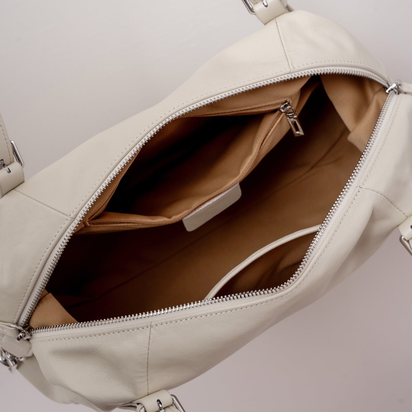 Design Vegetable Tanning Leather Fashion Relaxed Retro Baguette Large Capacity Bags