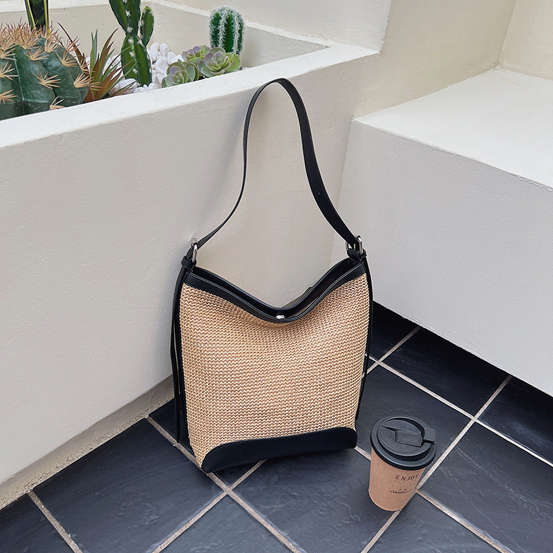 Simple Straw Woven Large Capacity Underarm Bucket Bag