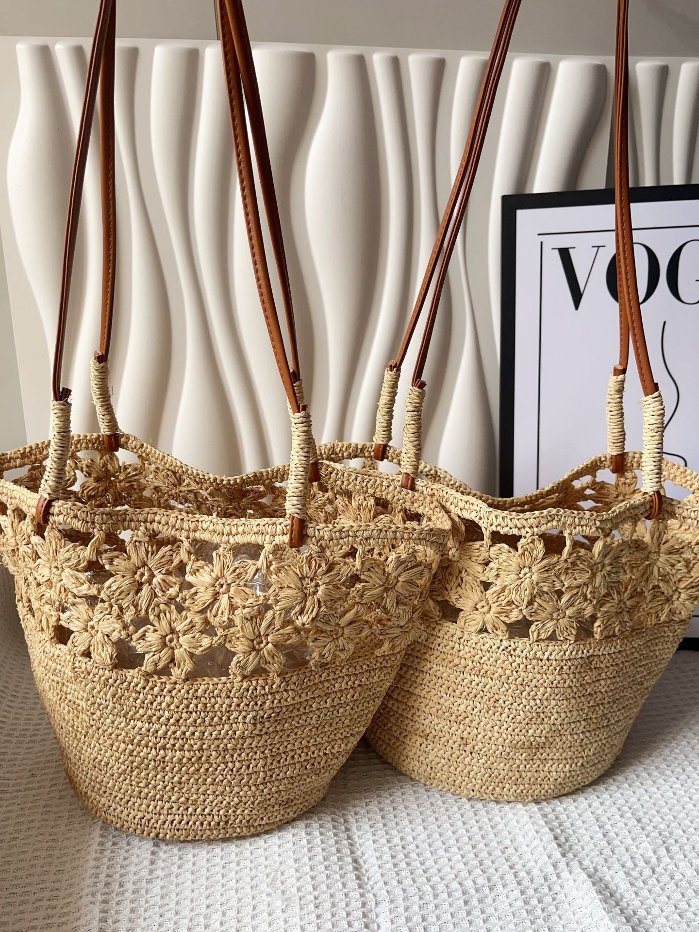 Women's Natural Raffia Hand Crocheting Flowers Straw Shoulder Bags