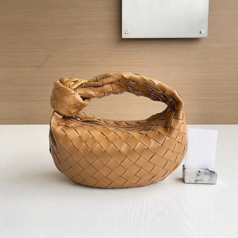 Women's Woven Fashionable Portable Dumpling Design Knotted Bags