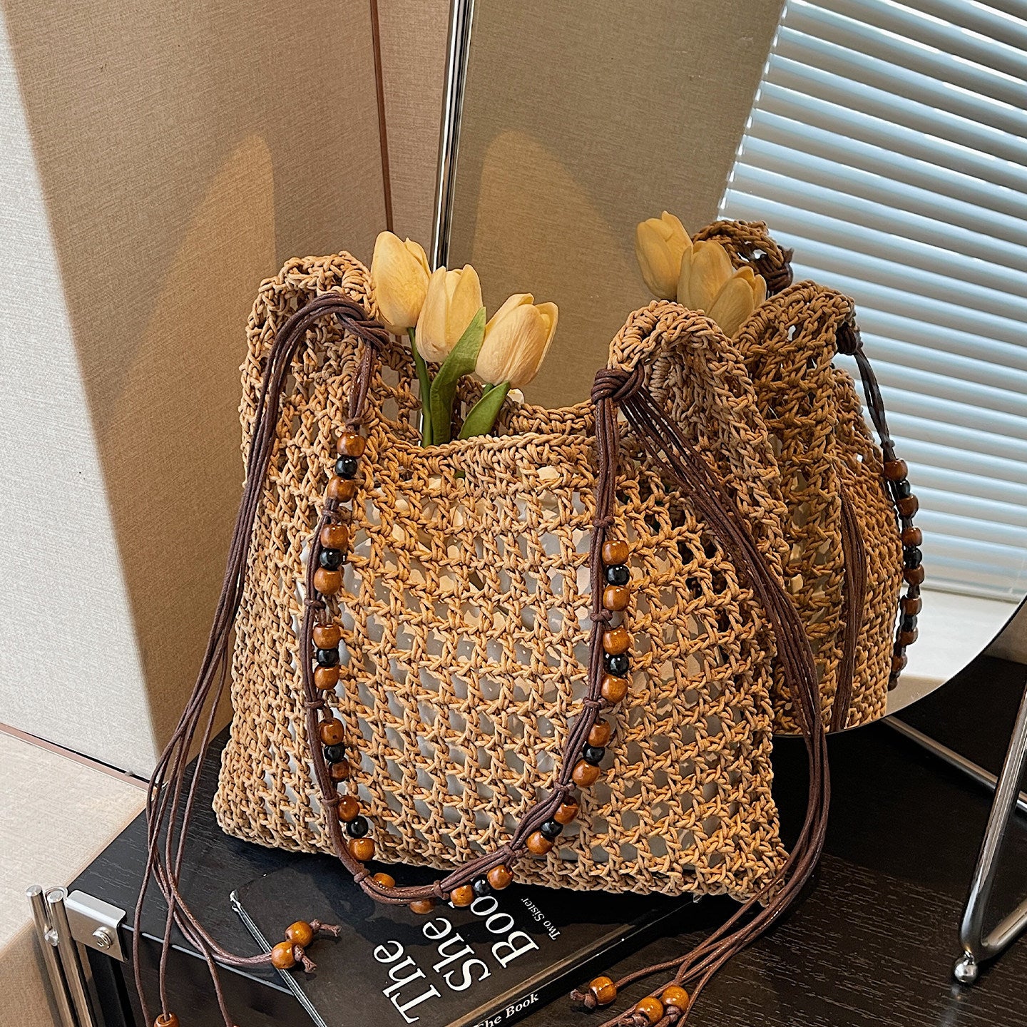 Women's Seaside Holiday Hand-woven Fashion Large Capacity Women's Handbag