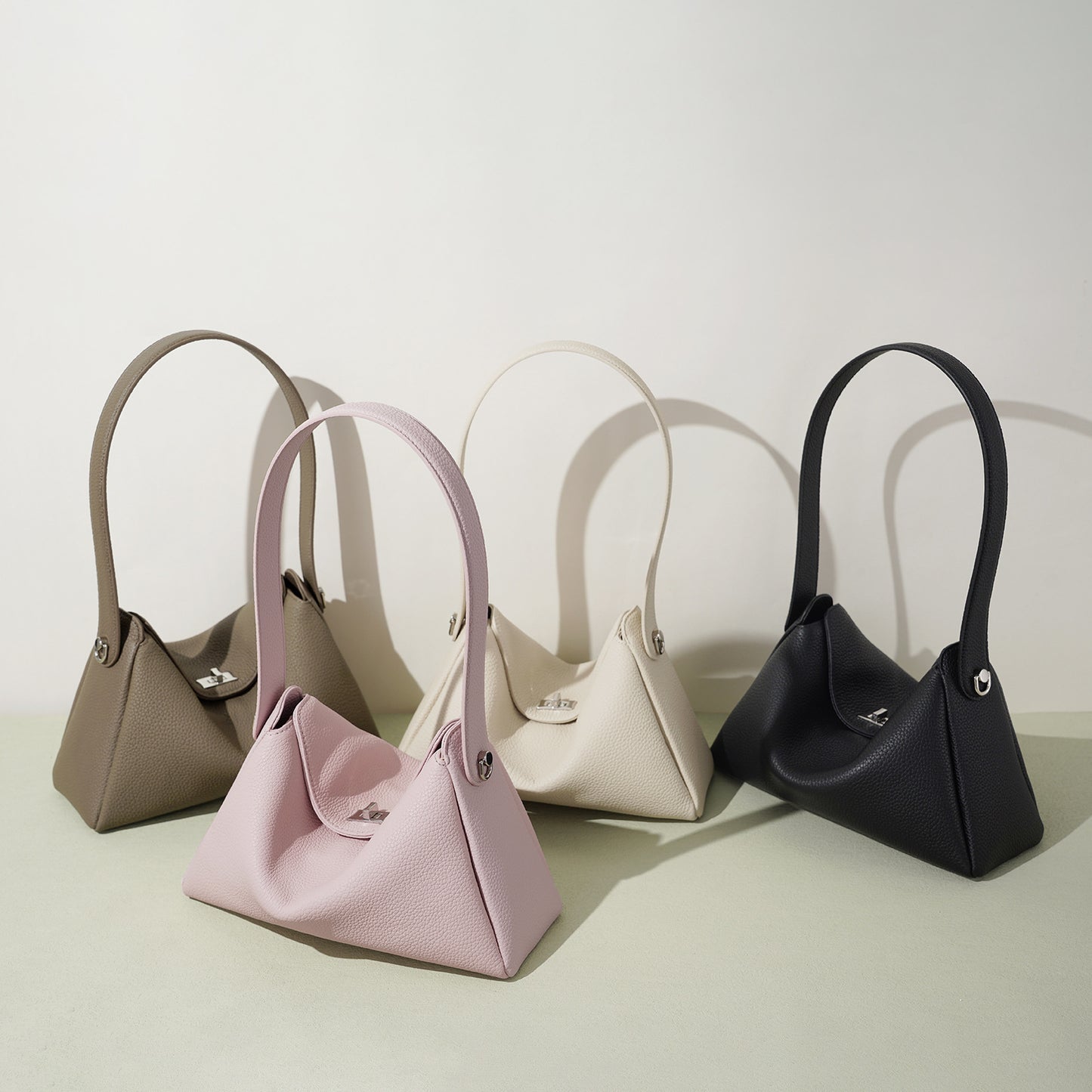 Early Spring Dumpling Versatile Ethnic Leather Commuter Shoulder Bags