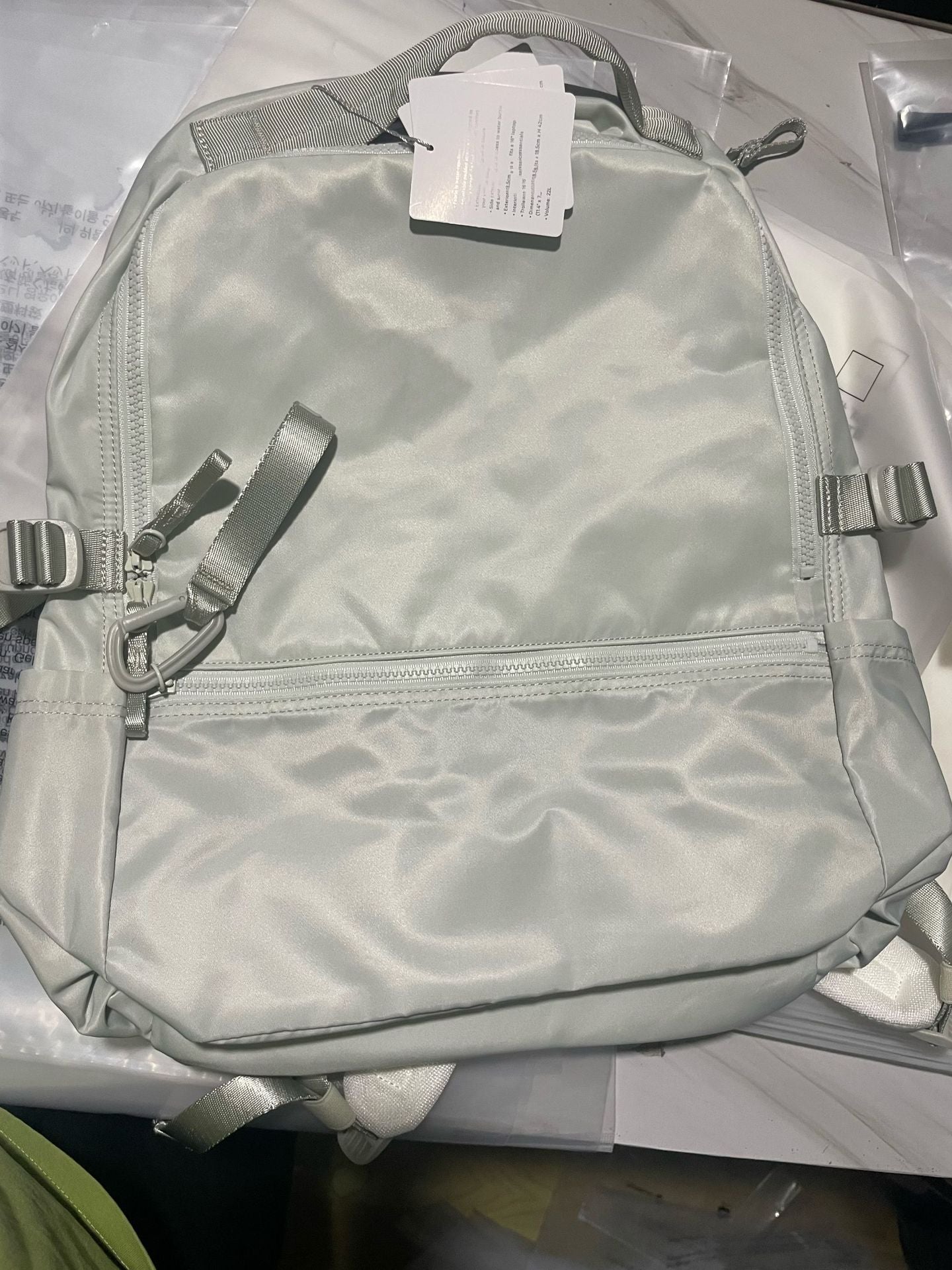 Modified Nylon Waterproof Leisure Commute Large Backpacks