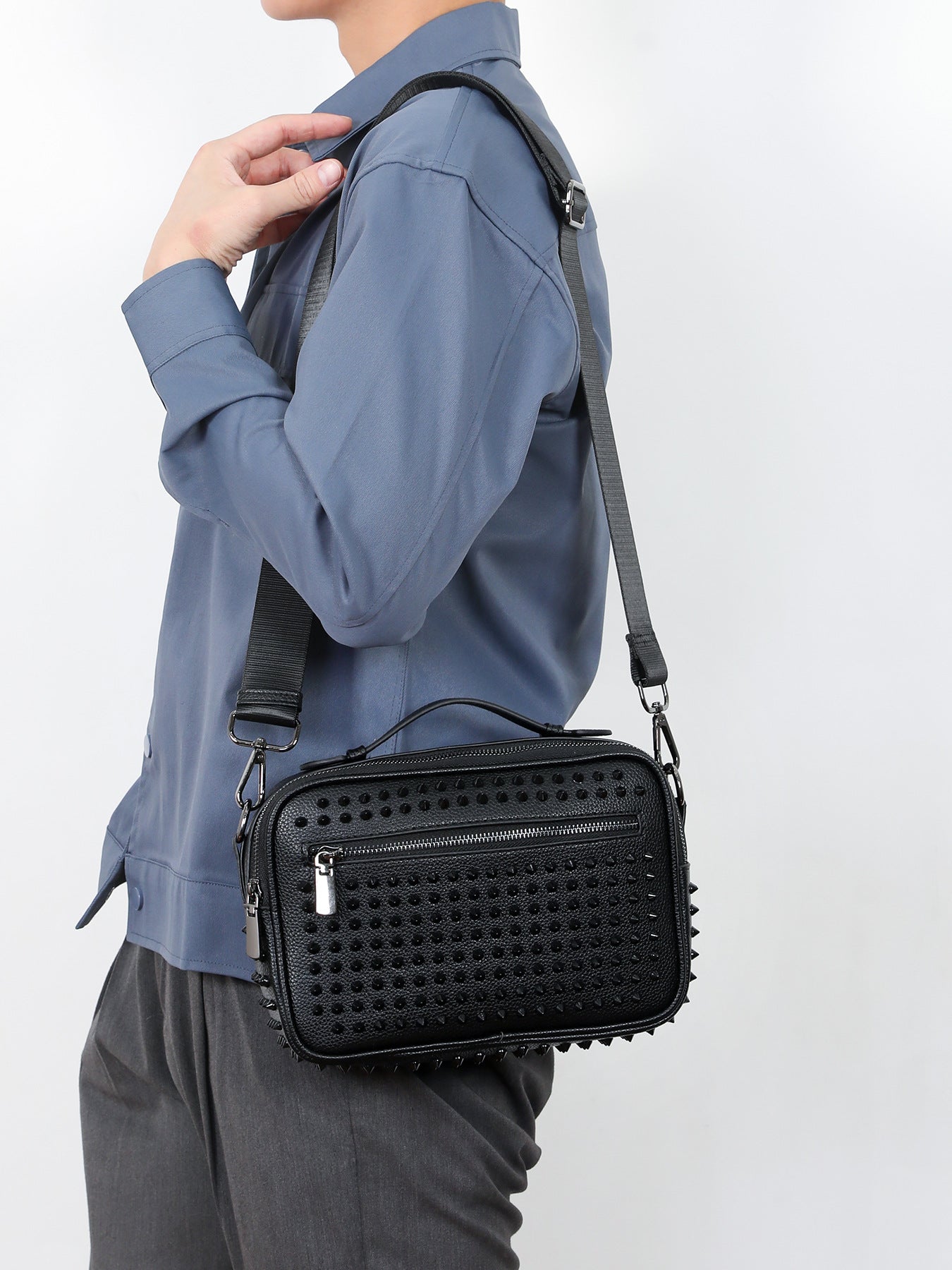 Men's Personality Rivets Simple Fashion Green Large Men's Bags
