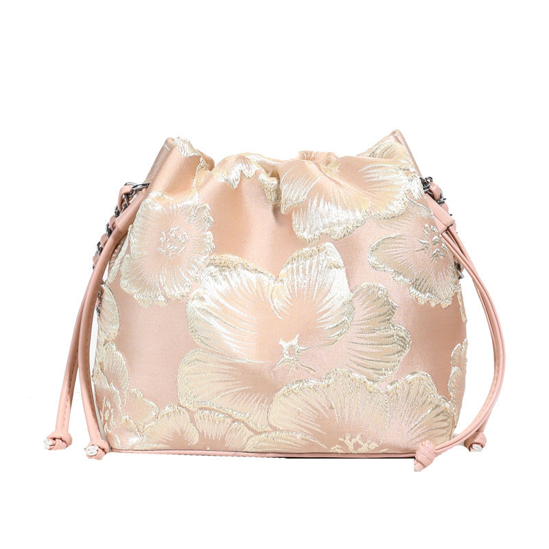 Women's Style Retro National Artistic Mesh Embroidered Flower Sequined Bags