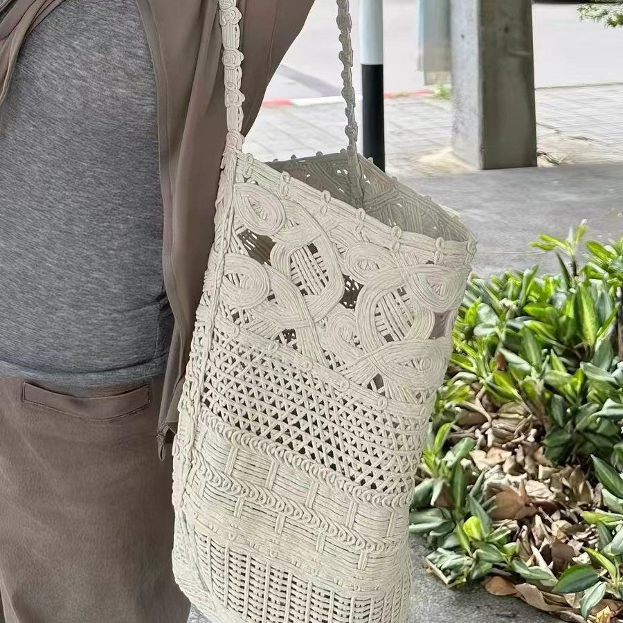 Women's Crocheted Island Cotton Hollow Large Capacity Women's Shoulder Bag