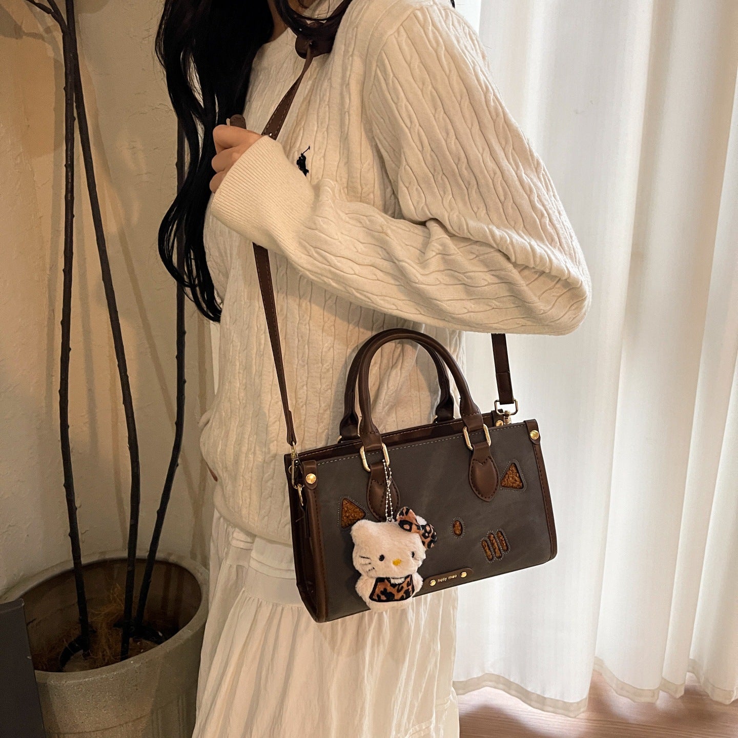 Women's Large Capacity Cute Light Luxury High-grade Women's Messenger Bag