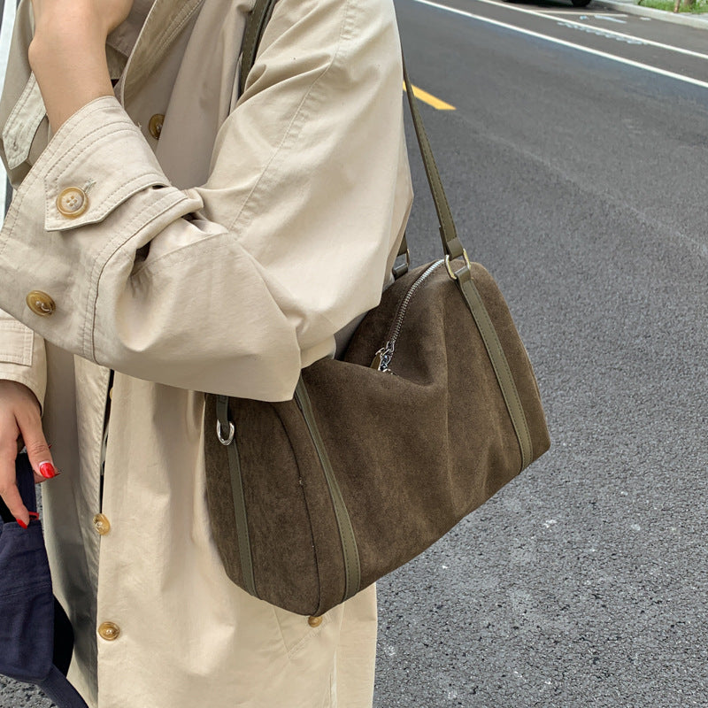 Women's Advanced Texture Wild Suede Large Capacity Retro Women's Messenger Bag