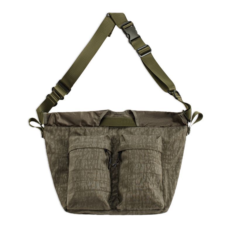 Men's Madden American Retro Pilot Helmet Camouflage Handbags