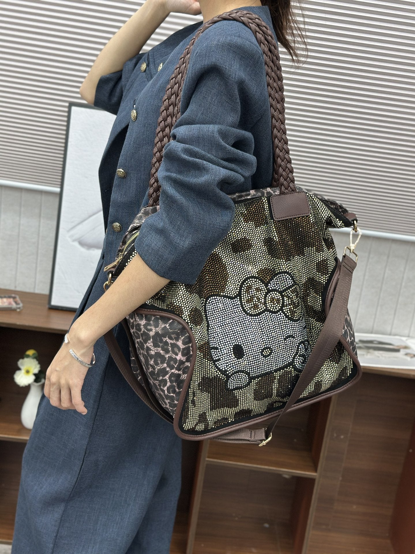 Women's Fashionable Rhinestone Large Capacity Trendy Tote Bag