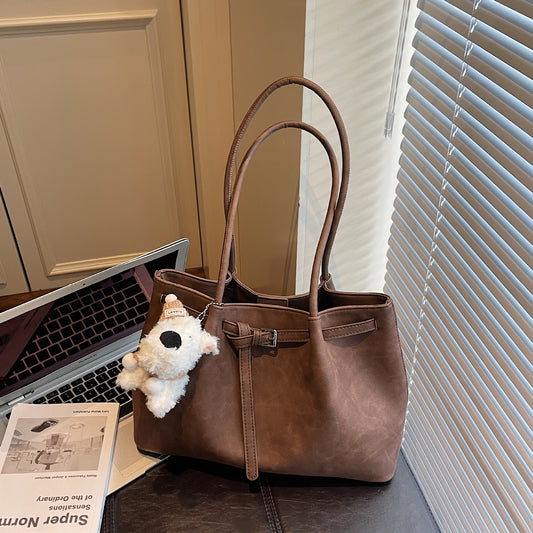 Women's Capacity Retro Fashion Western Style Niche Simple Leisure Handbags
